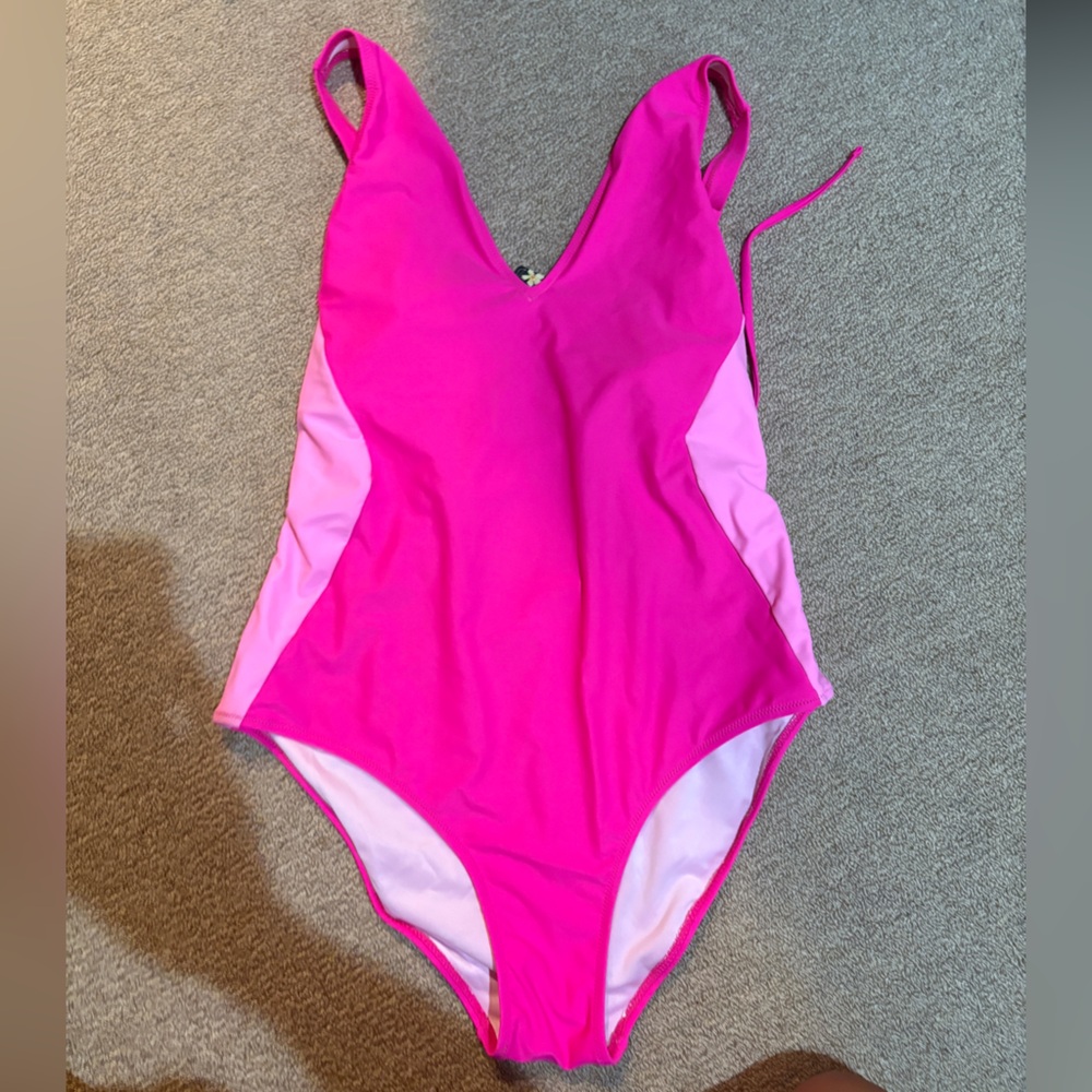 Blooming jelly swimsuit NWT